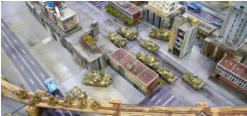 New Ukrainian infantry depoly and work their way along the monorail track