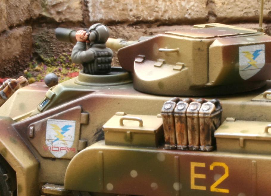 thunderbolt tank vidar left hand side close