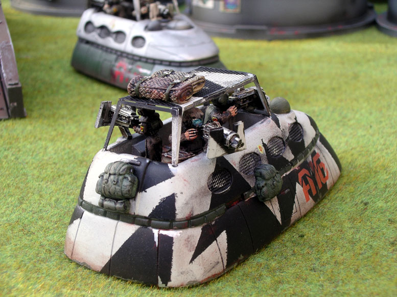 dazzle_combat_car_rear_3_quarter