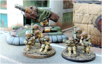 Cochon Artillery 'hog' with stubby remote 21cm rocket launcher and bow mounted Heavy support weapon with two Anti-Tank squads 